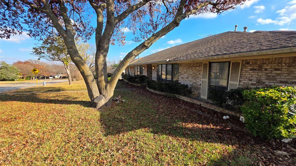 Desoto, TX 75115,604 The Meadows Parkway