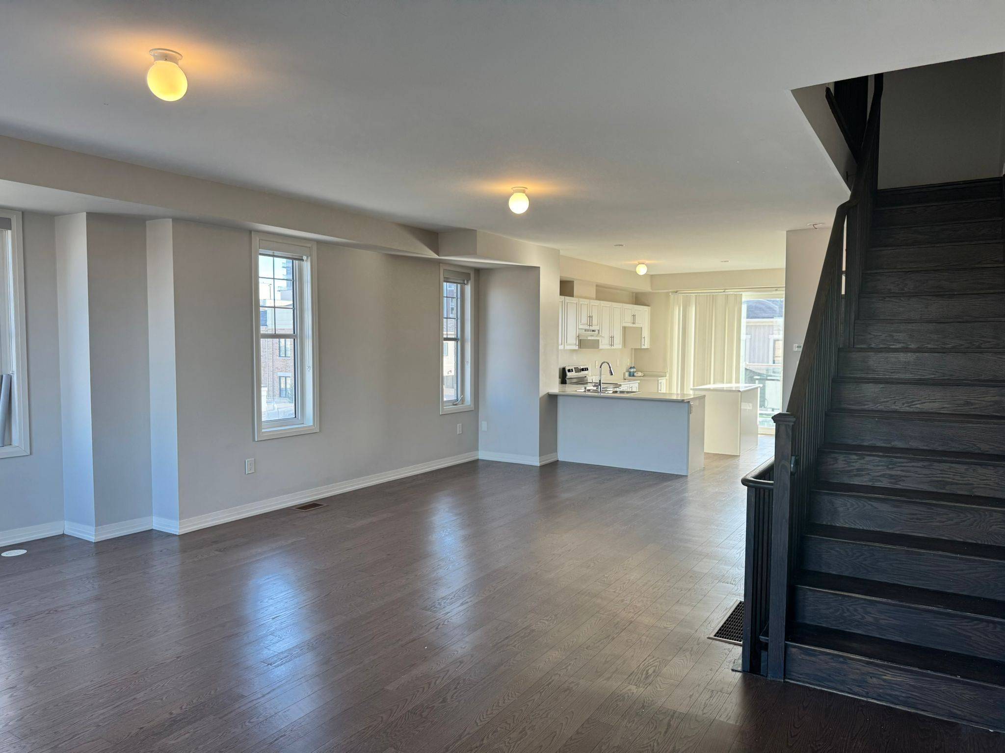 Clarington, ON L1C 7E5,25 Prince William BLVD