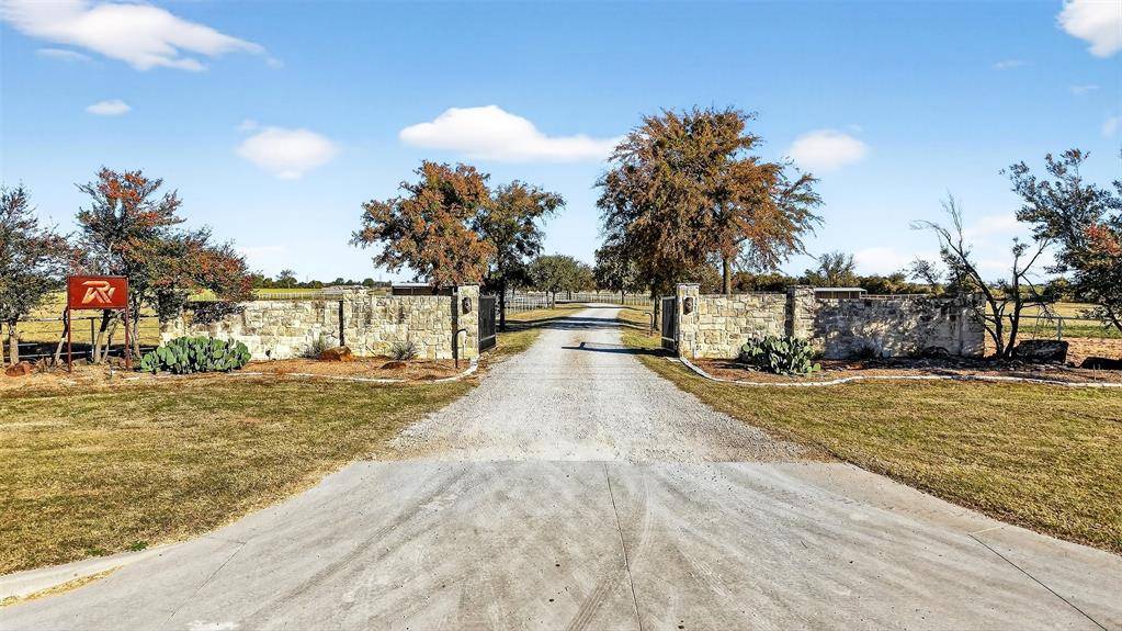 Aubrey, TX 76227,8950 Arvin Hill Road