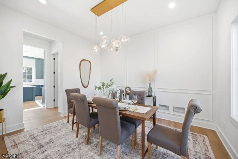 Livingston Twp., NJ 07039,4 Maplewood Dr