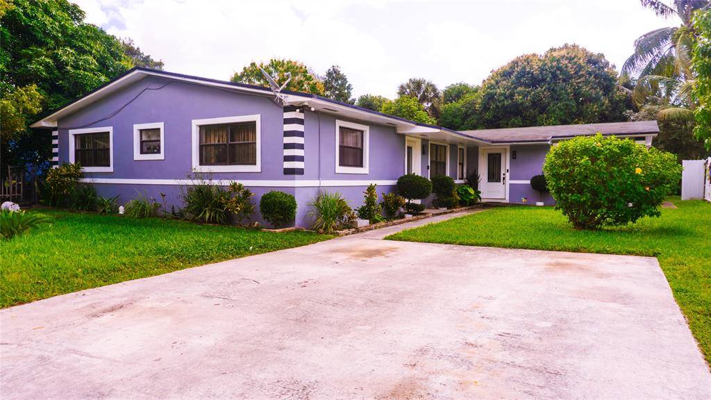 Miami, FL 33161,1290 NE 144th St