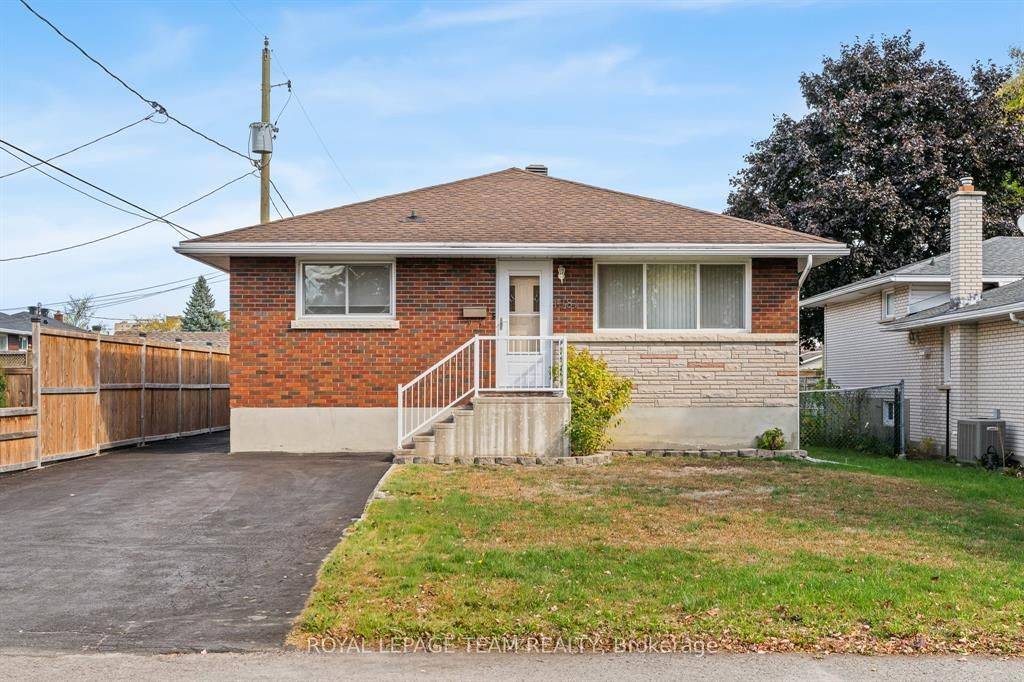 Hunt Club - South Keys And Area, ON K1V 7R5,1987 Cochrane ST