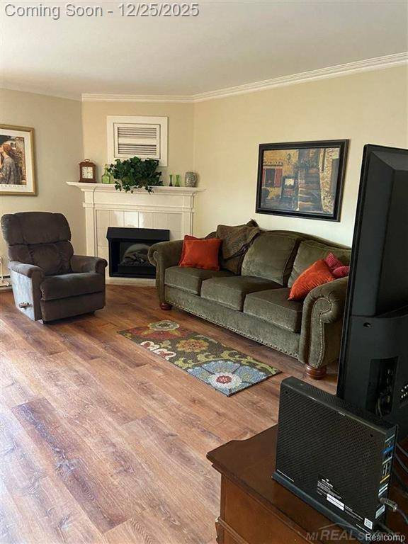 Westland, MI 48185,7485 Woodview ST #3