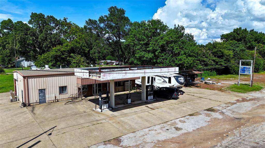15703 US Highway 175 E, Poynor, TX 75763