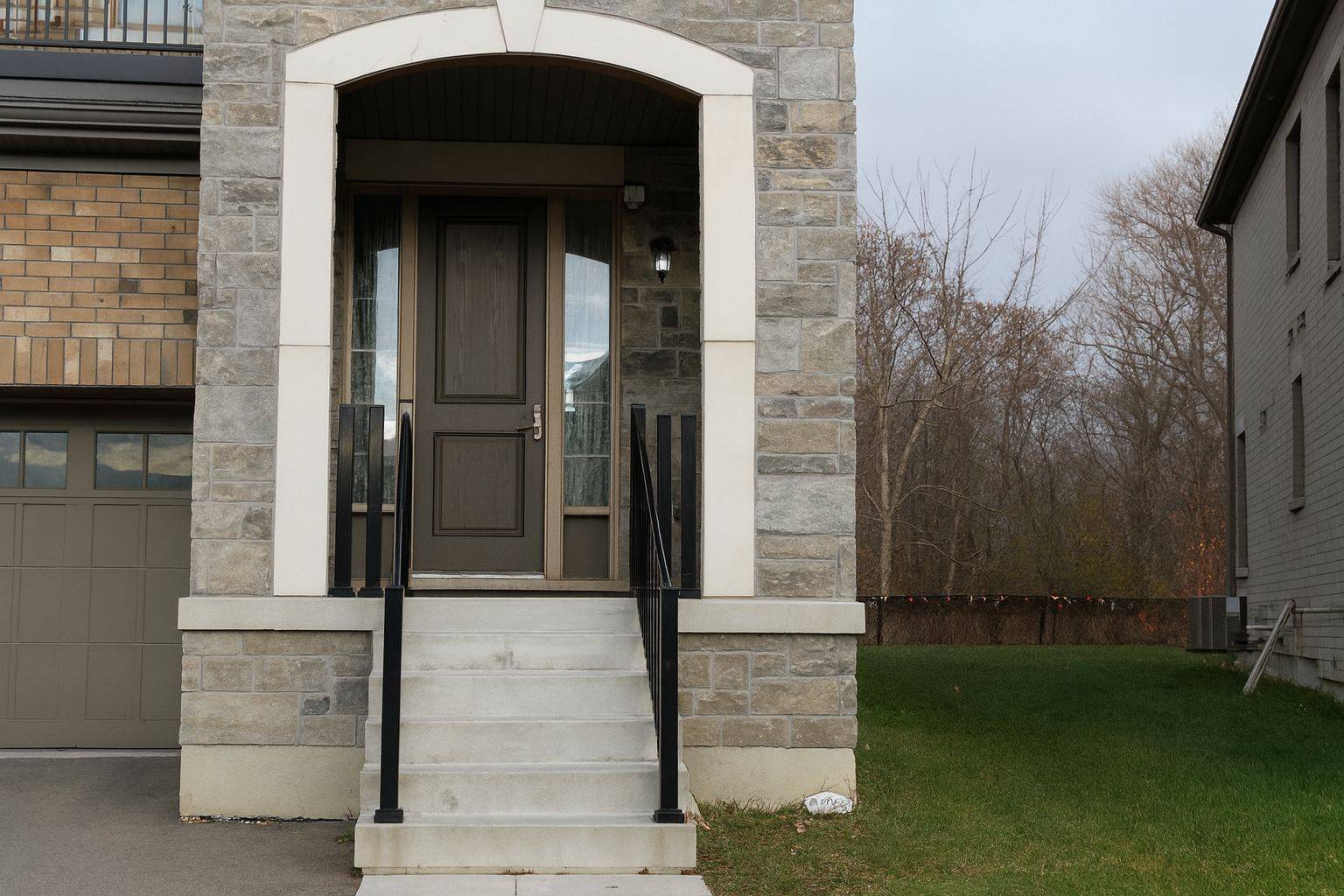 Whitby, ON L1P 0K7,31 Swordfish DR