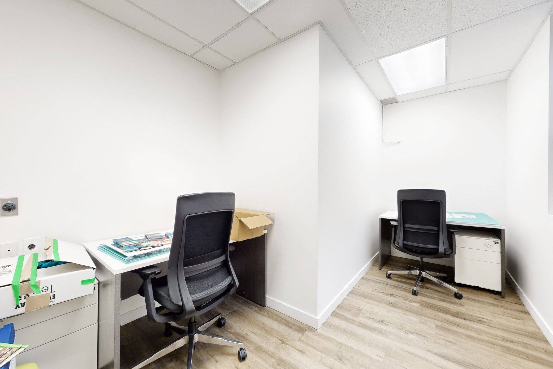 Newmarket, ON L3Y 1J8,227 Eagle ST #Main