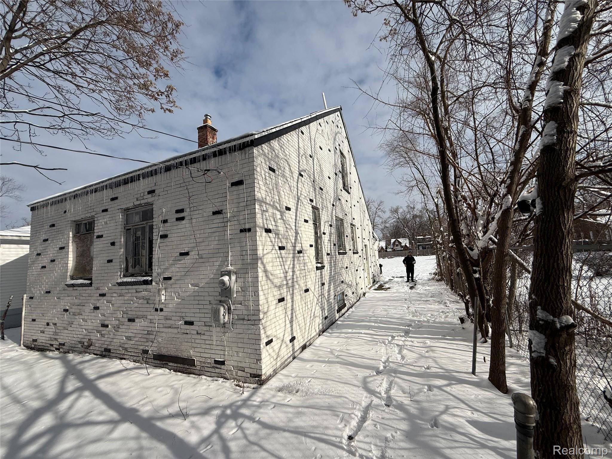 Detroit, MI 48227,15767 Freeland ST