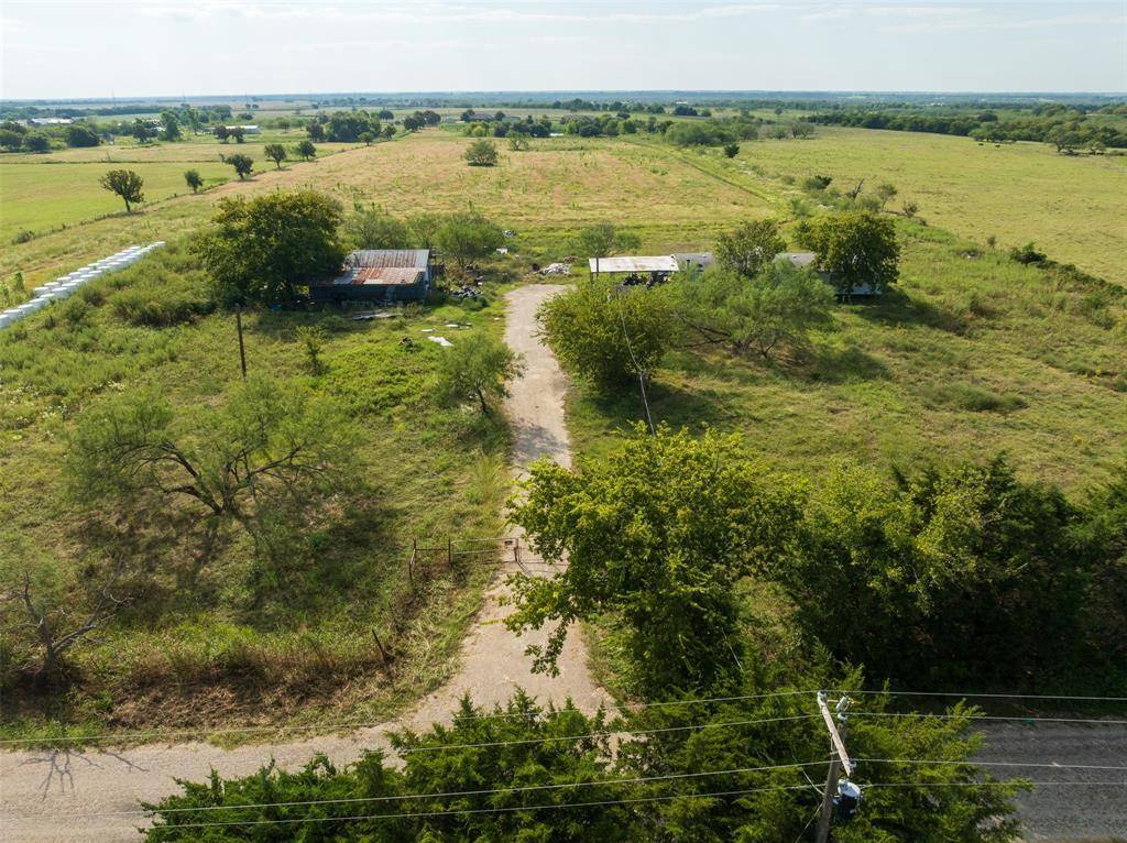 Bardwell, TX 75101,770 Cane Rd Road