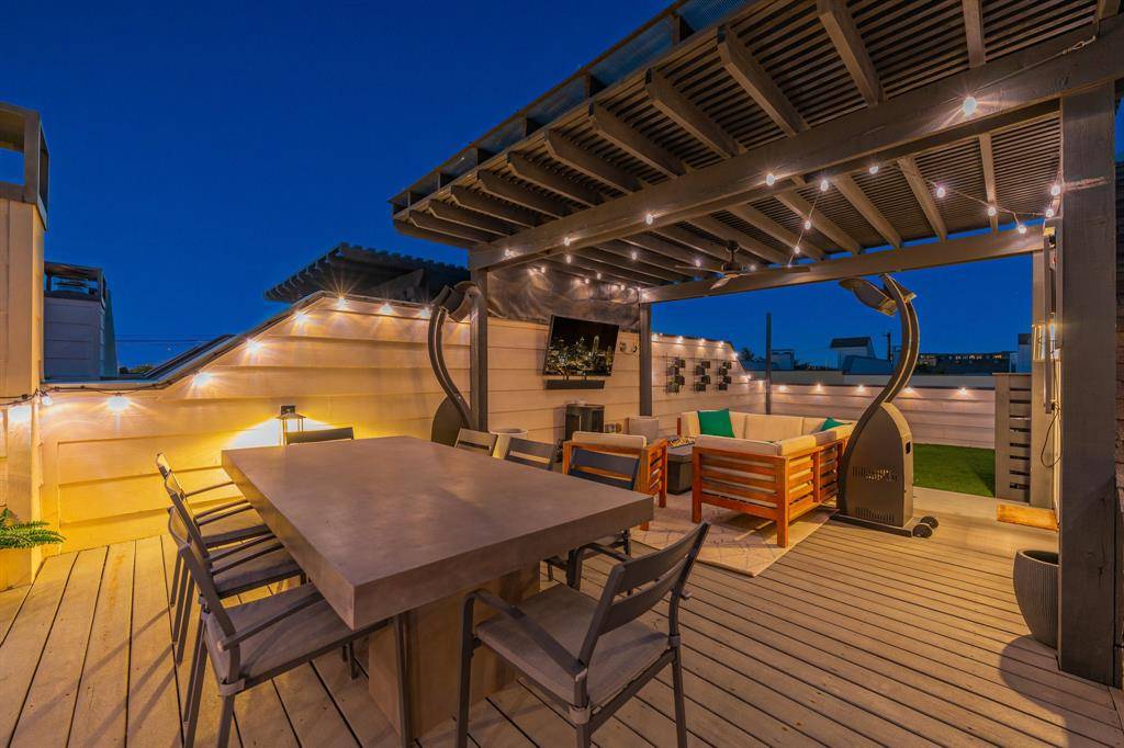 Dallas, TX 75206,5609 Lewis Street