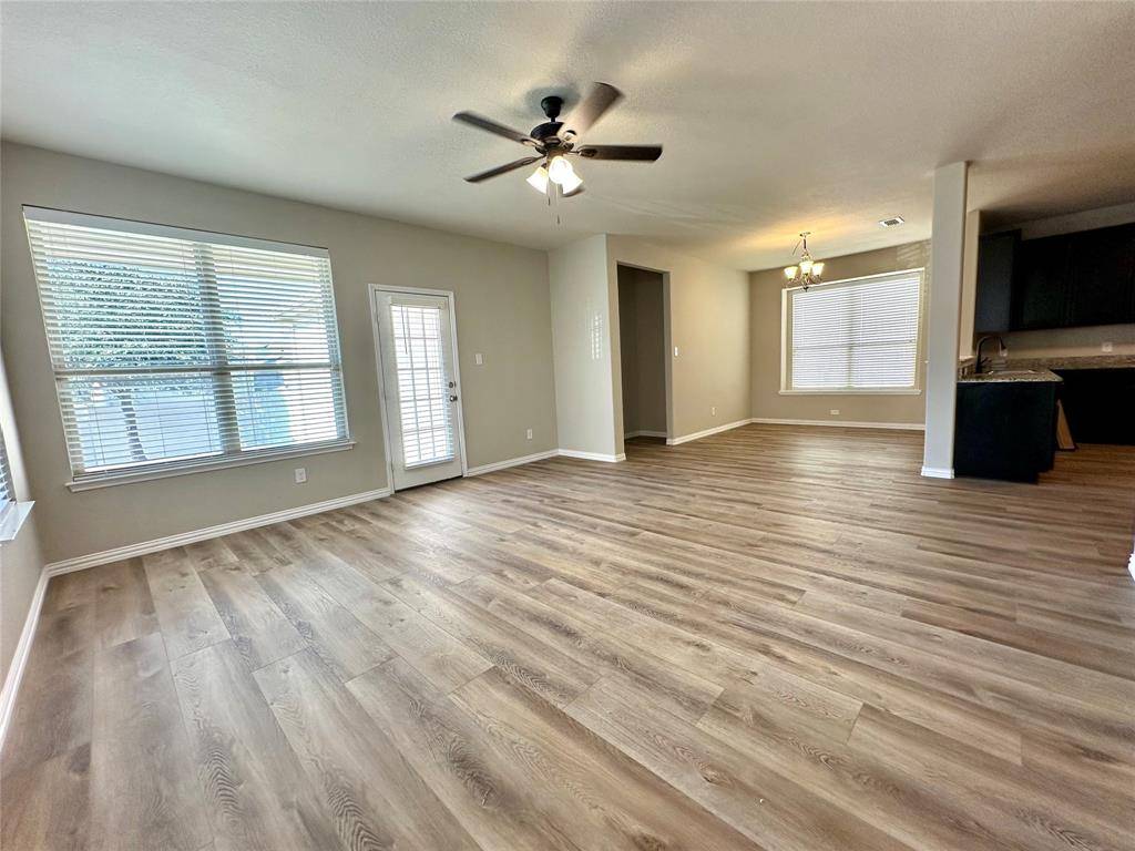 Aubrey, TX 76227,725 Hartsfield