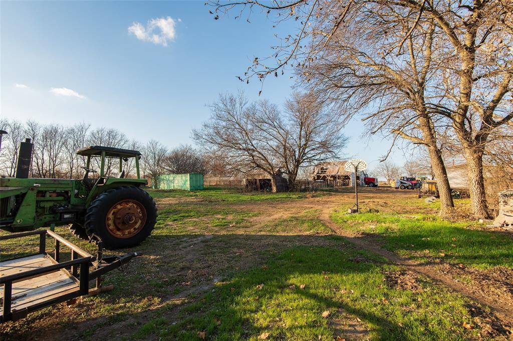 Valley View, TX 76272,717 N Pecan Creek Trail