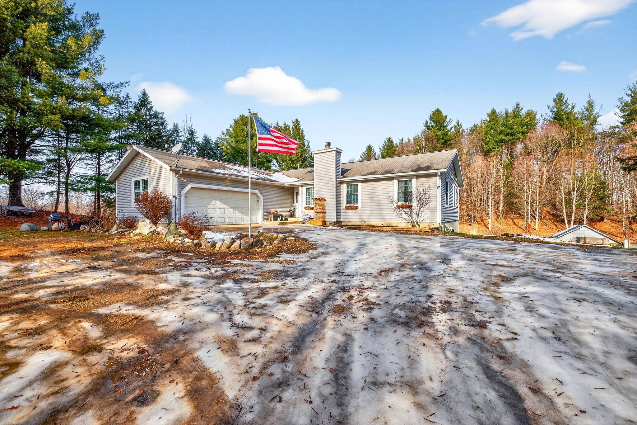 Hopkins, MI 49328,2101 124th AVE