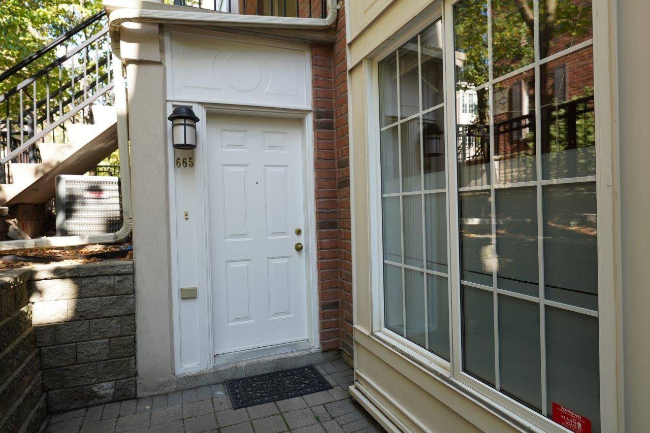 Toronto C14, ON M2N 7C2,3 Everson DR #665