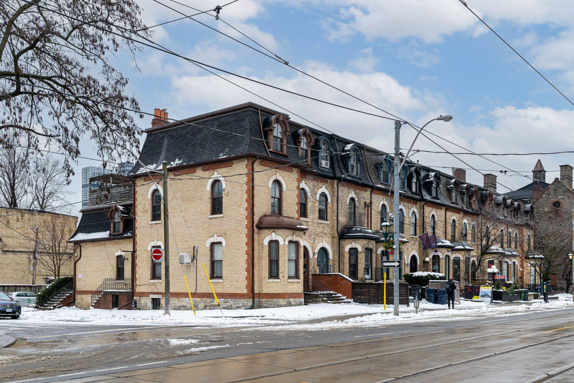 Toronto C08, ON M5A 2K3,177 Carlton ST #B1