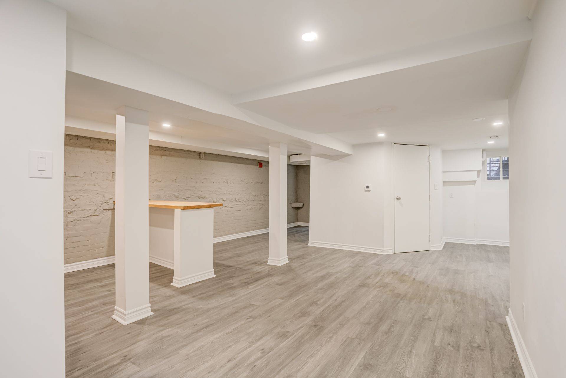 Toronto C08, ON M5A 2K3,177 Carlton ST #B1