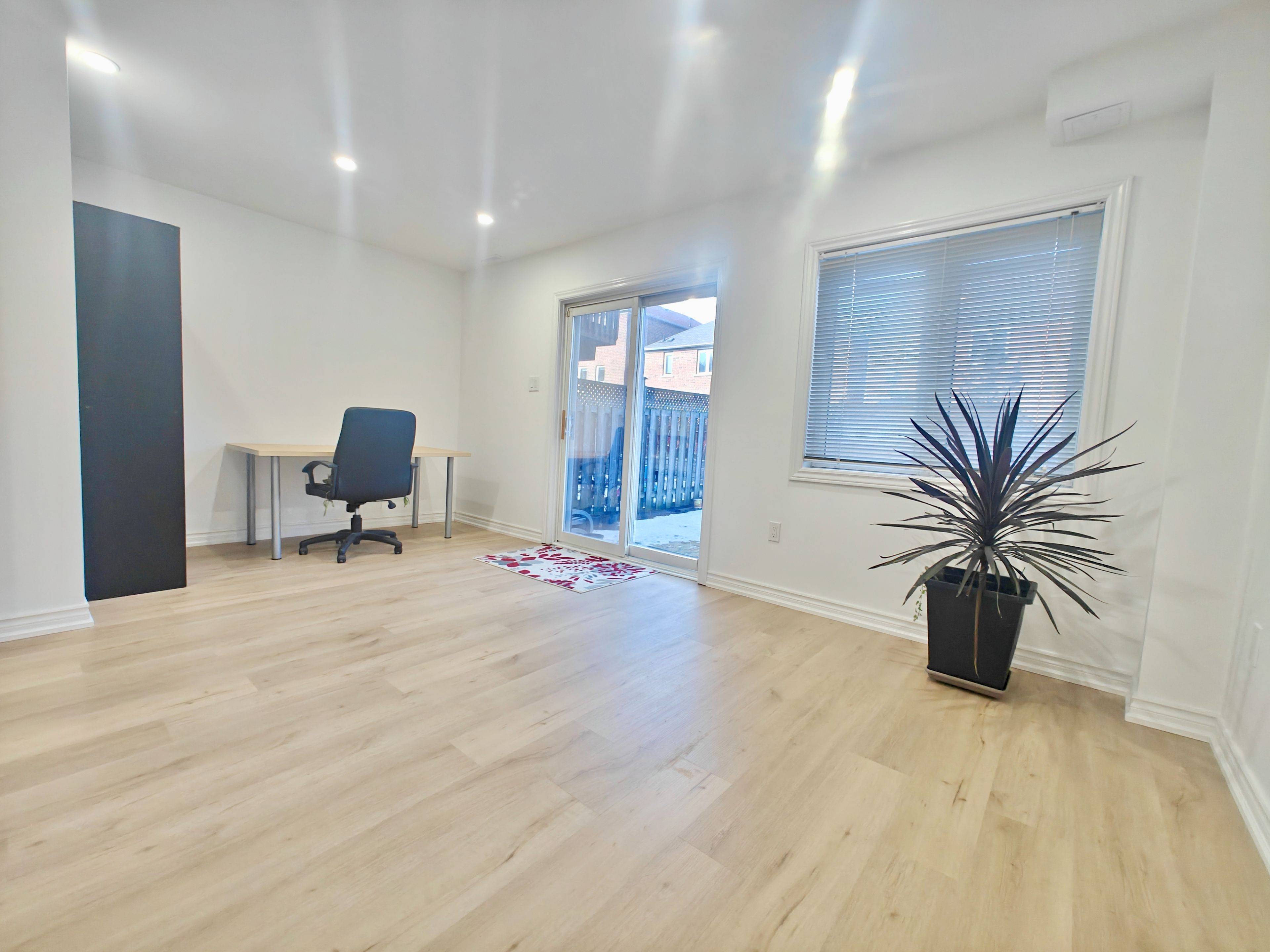 Vaughan, ON L4J 8M9,149 Sassafras CIR