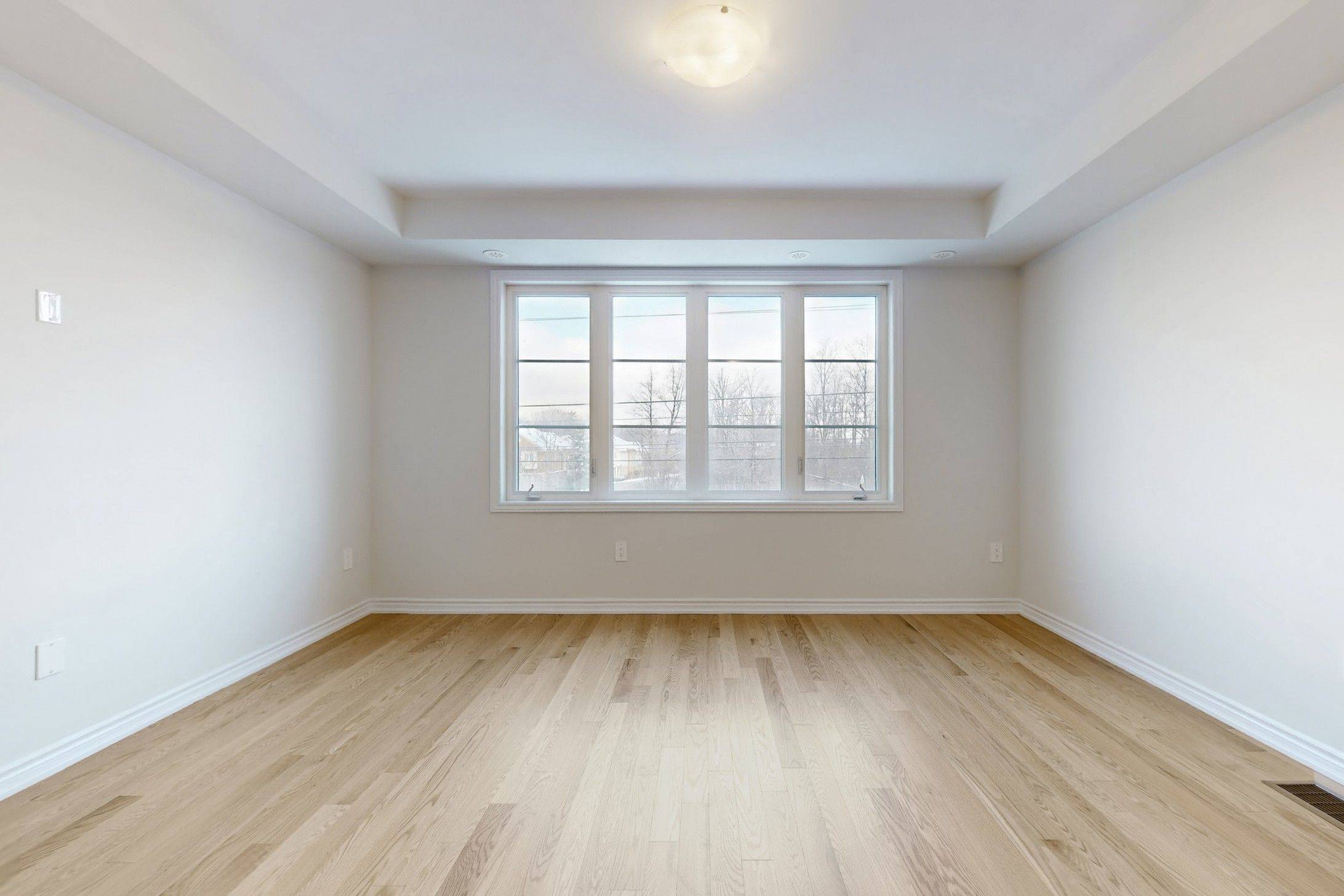 Mississauga, ON L5V 0E9,5911 Saigon ST E