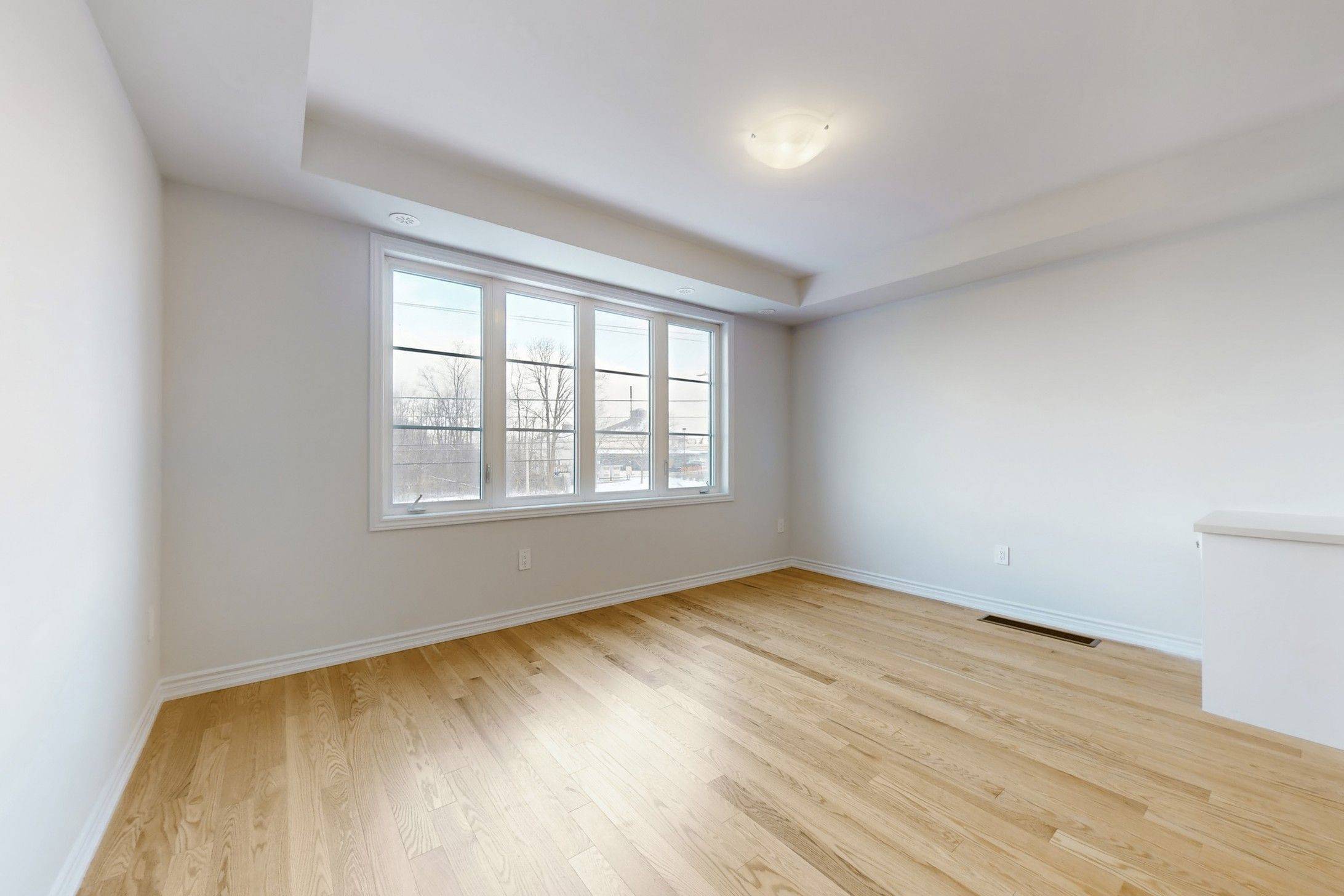 Mississauga, ON L5V 0E9,5911 Saigon ST E