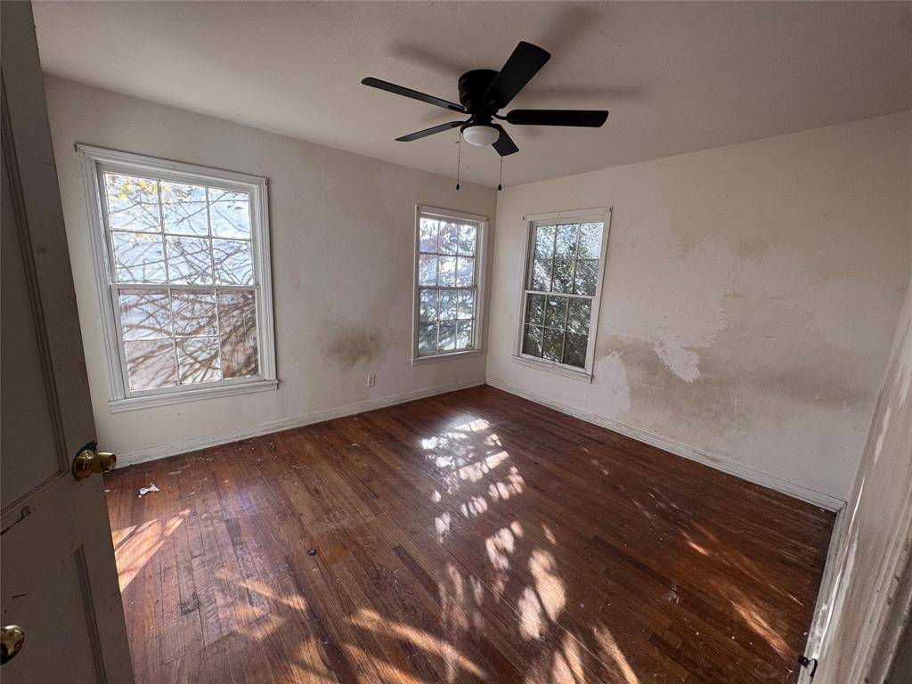 Dallas, TX 75227,4111 Mcneil Street