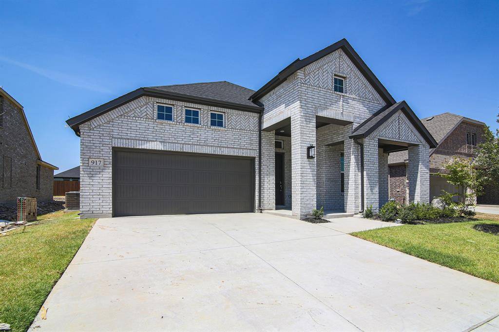 Mansfield, TX 76063,917 Hawthorn Lane