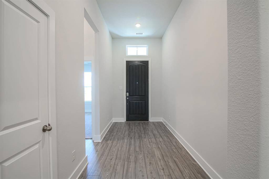 Mansfield, TX 76063,917 Hawthorn Lane