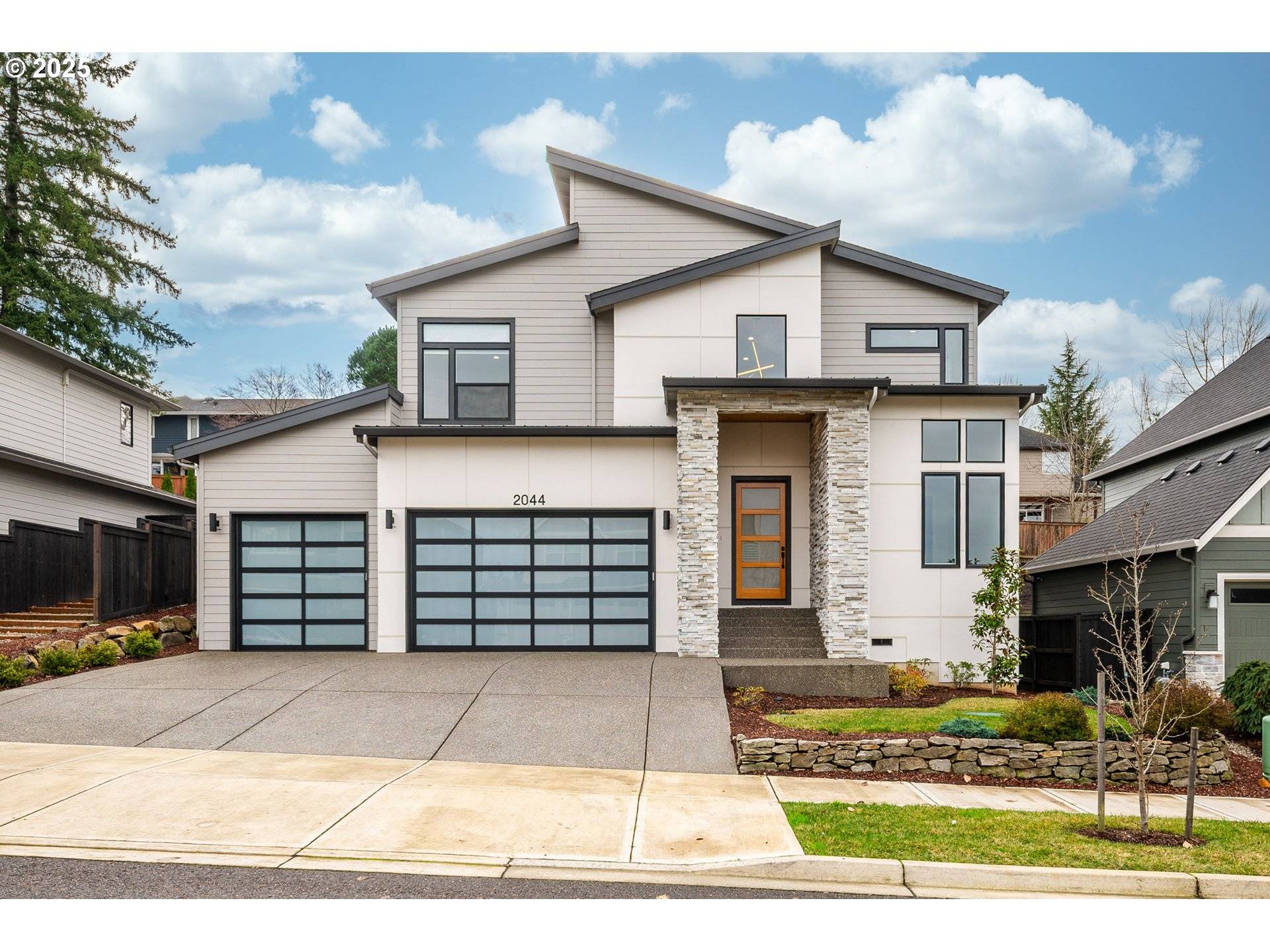 Camas, WA 98607,2044 NW 33RD WAY