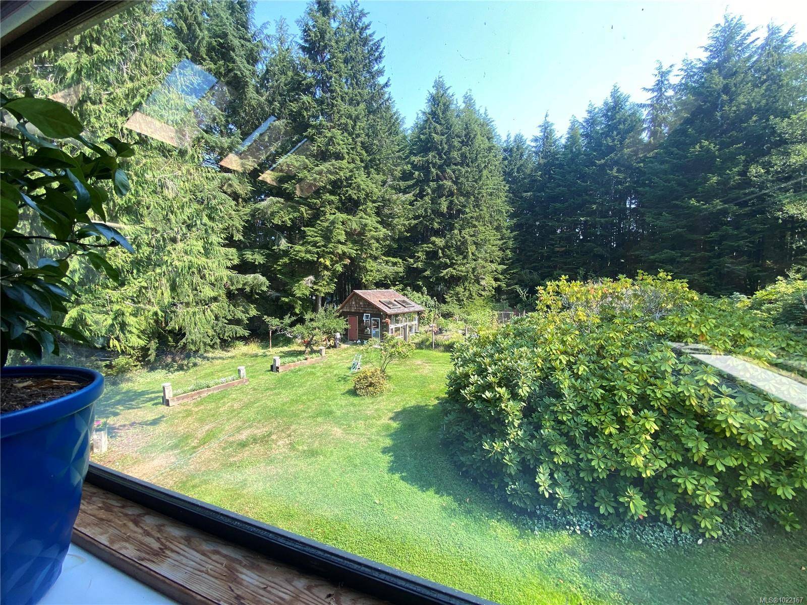 Hyde Creek, BC V0N 2R0,801 Nimpkish Heights Rd