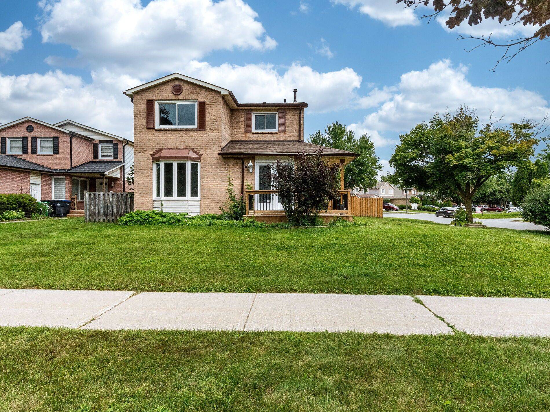 Mississauga, ON L5N 3H6,6347 Martel CT