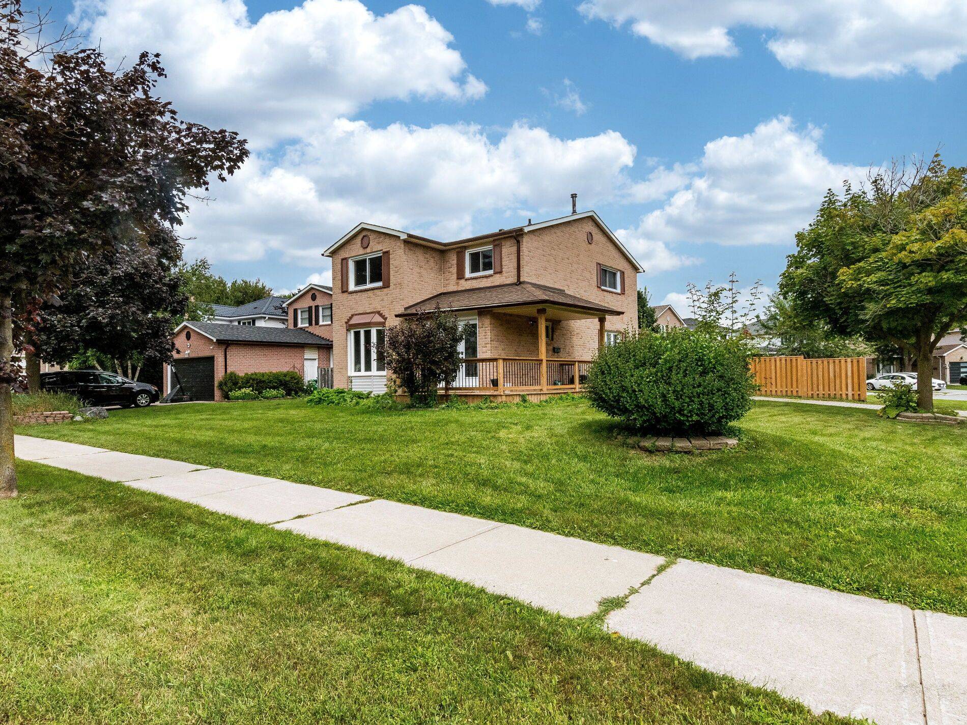 Mississauga, ON L5N 3H6,6347 Martel CT