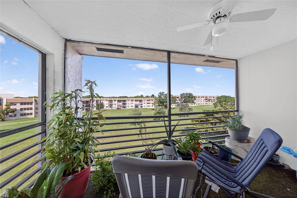 Sunrise, FL 33322,10145 Sunrise Lakes Blvd #406