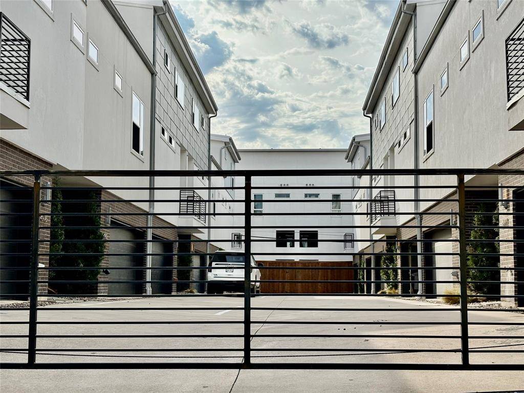 Dallas, TX 75206,4934 Zuma Court