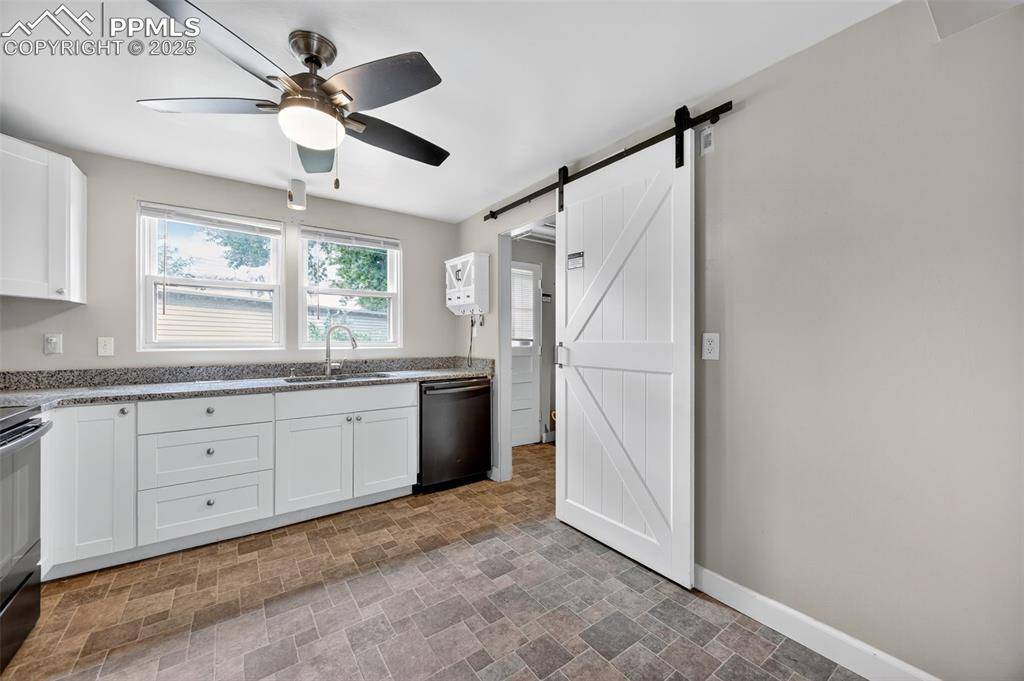 Colorado Springs, CO 80907,2423 Paseo RD