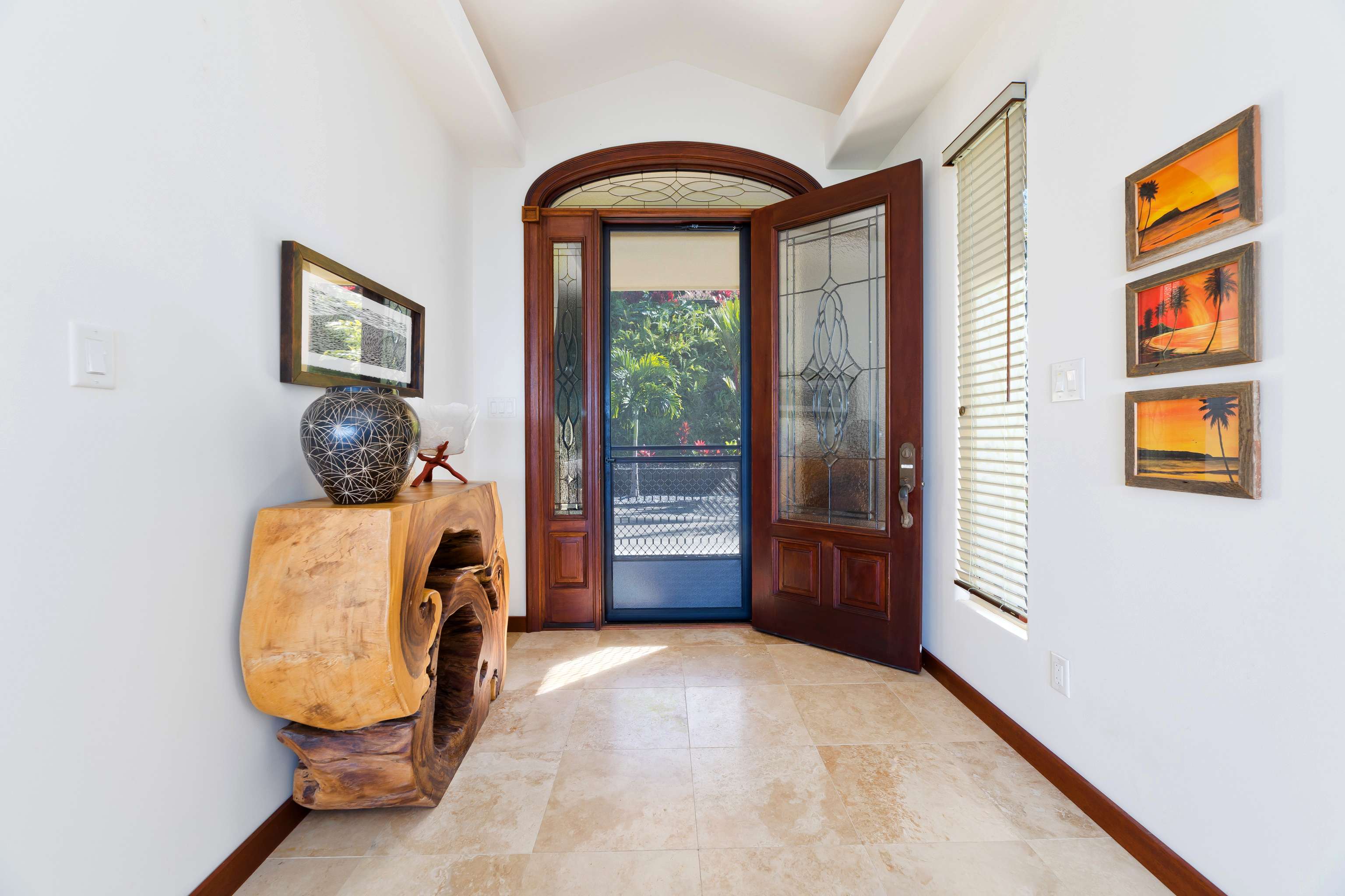 Kailua-kona, HI 96740,73-1202 HAMO ST