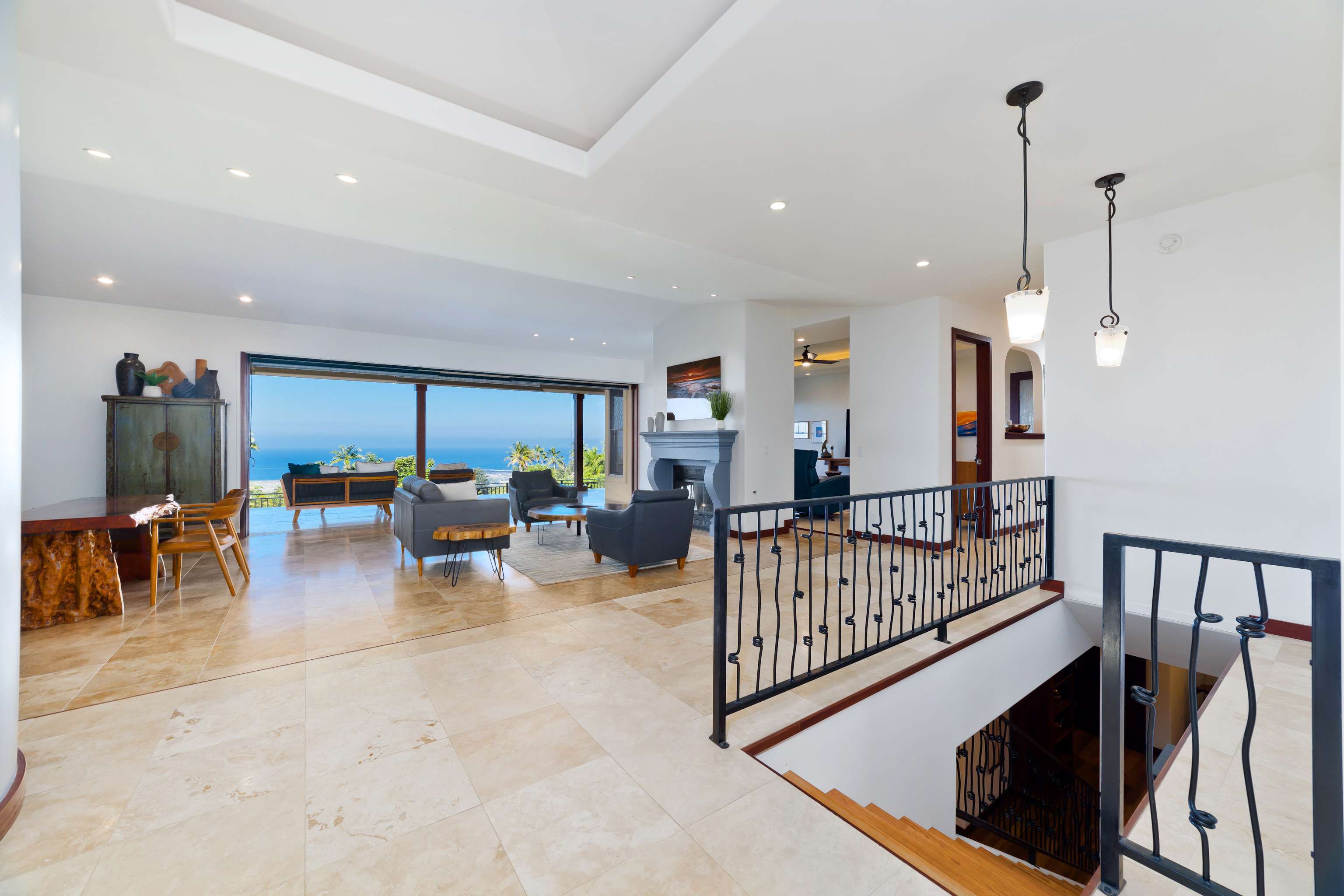 Kailua-kona, HI 96740,73-1202 HAMO ST