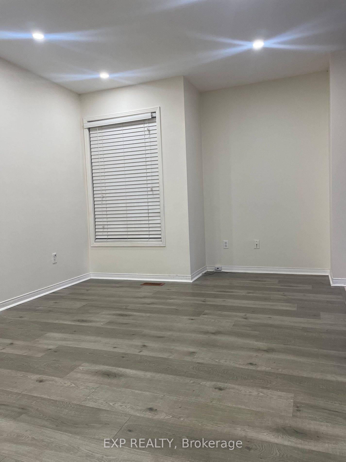 Brampton, ON L6X 0J6,28 Wicklow RD