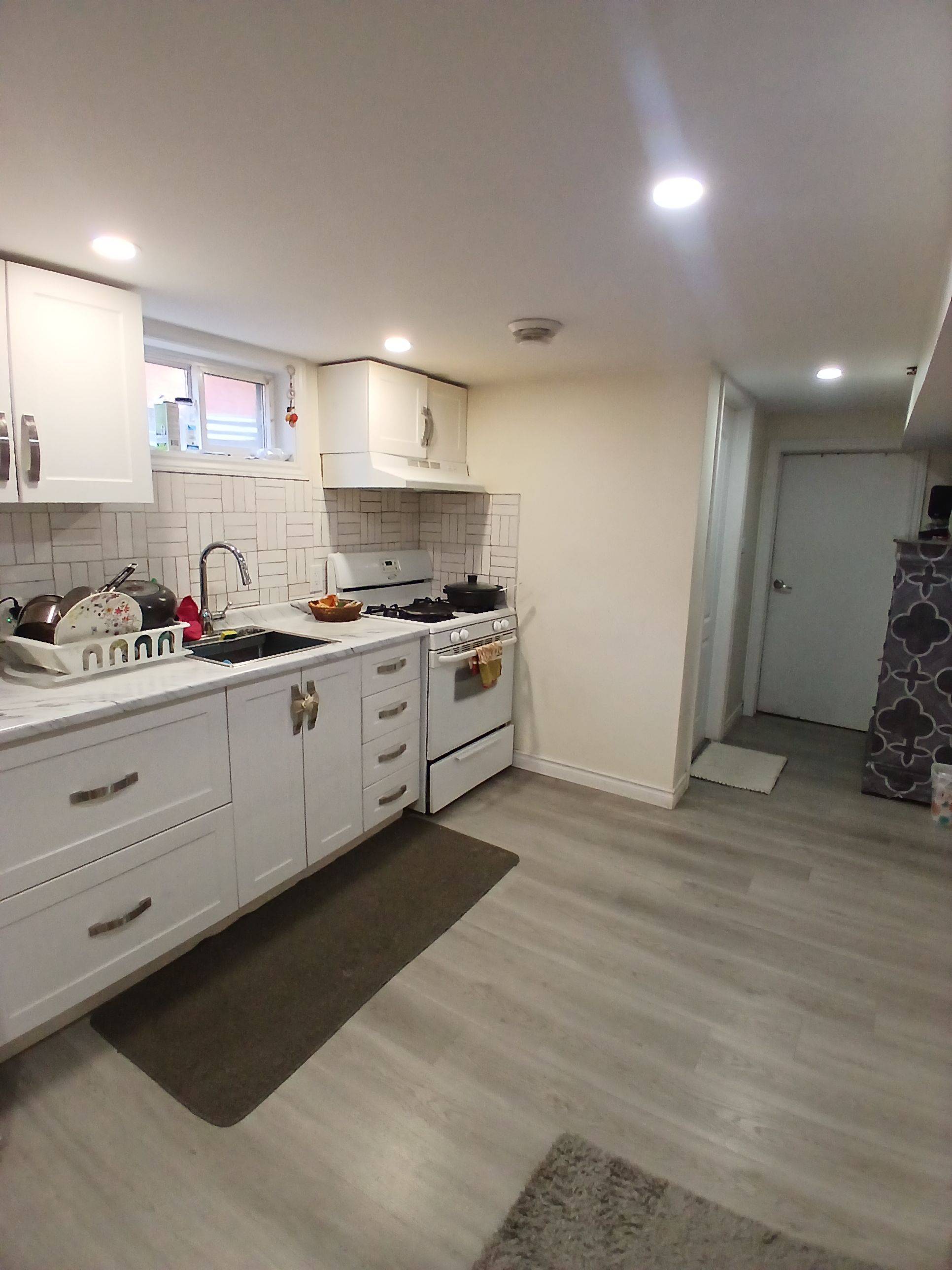 Niagara Falls, ON L2G 1K7,6560 Leeming ST #Lower Unit