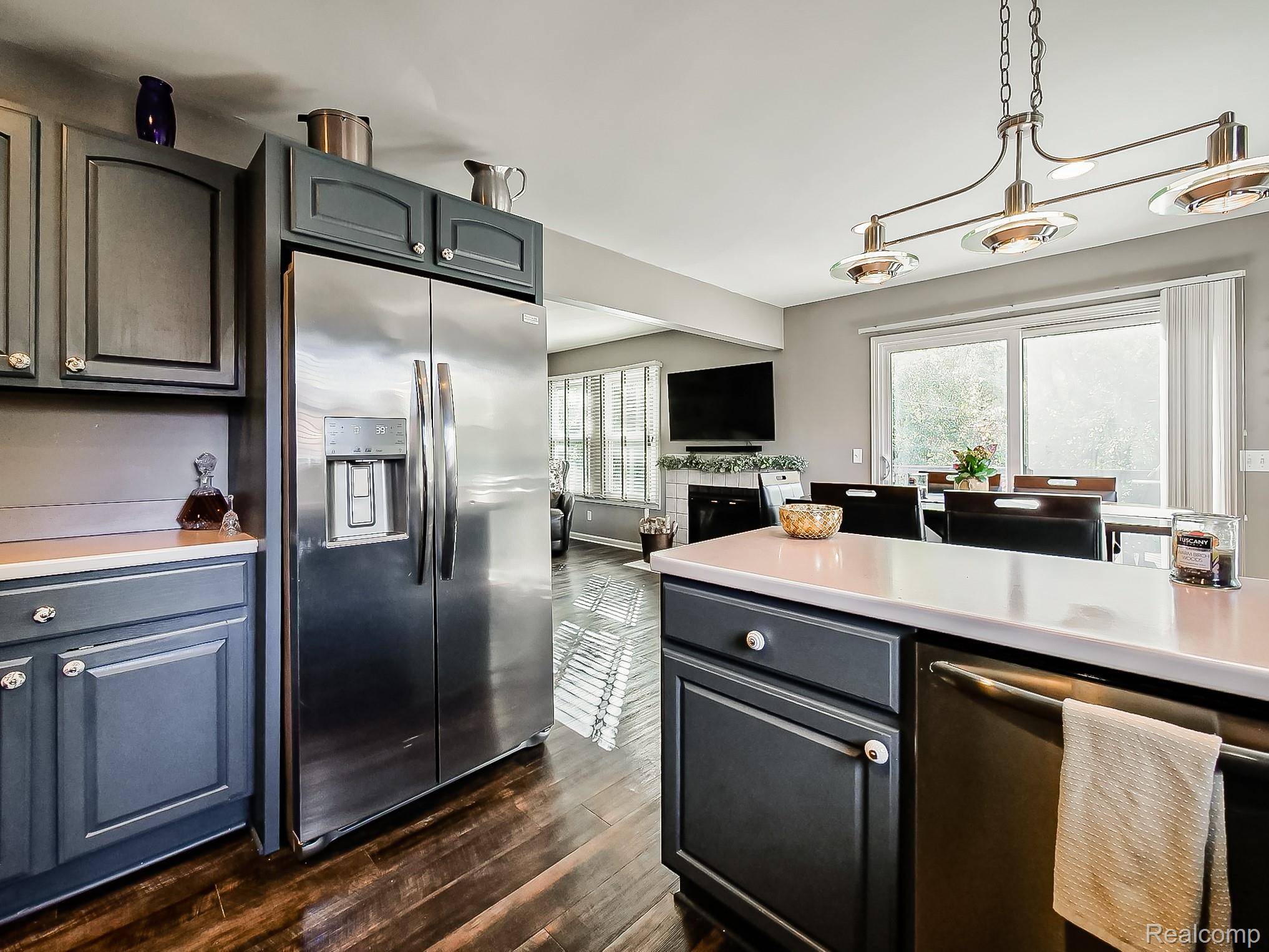 West Bloomfield, MI 48322,5570 Wildrose AVE