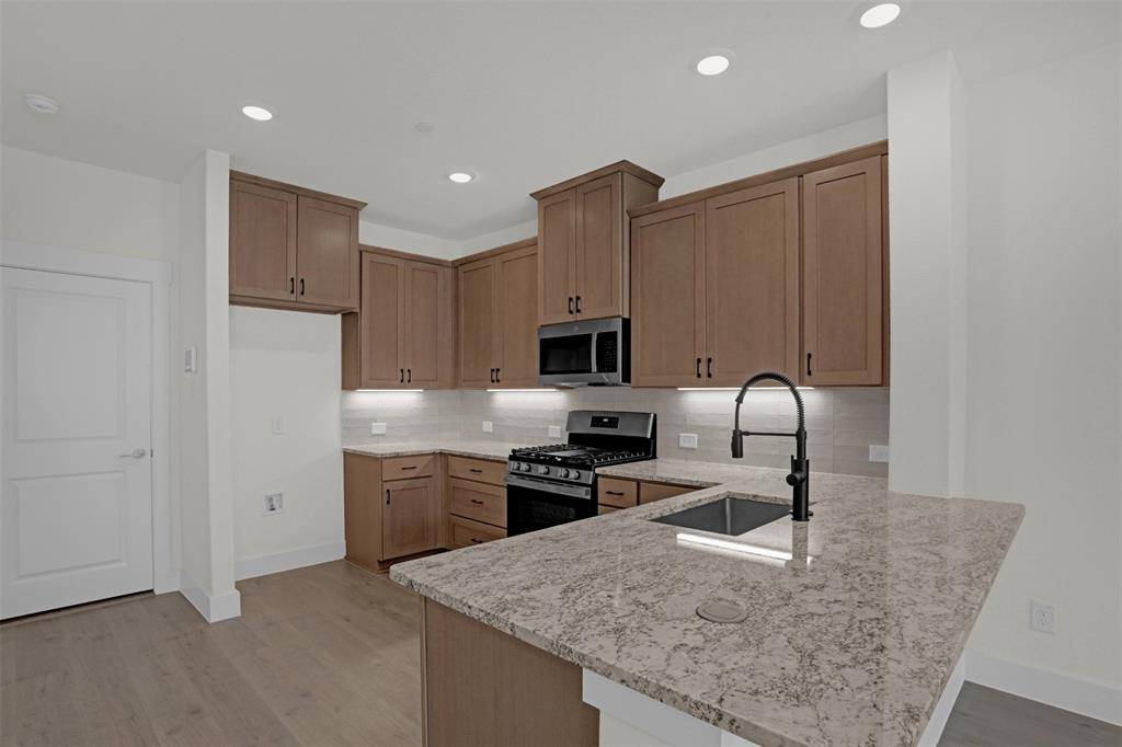 Allen, TX 75013,2549 Huxley Mews