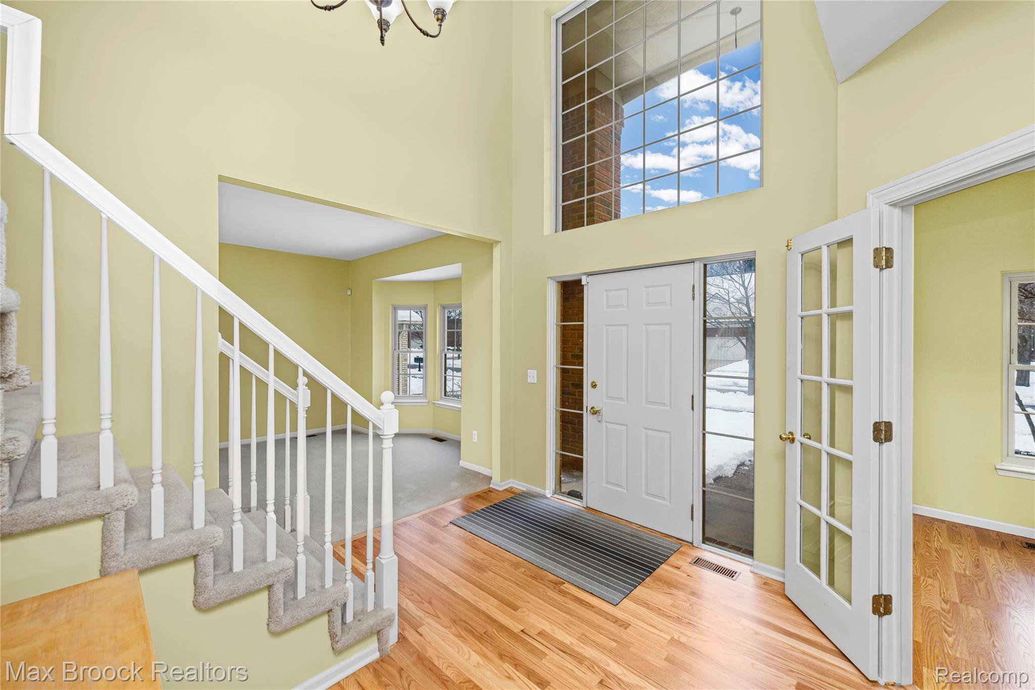 Farmington Hills, MI 48334,29267 SUNRIDGE