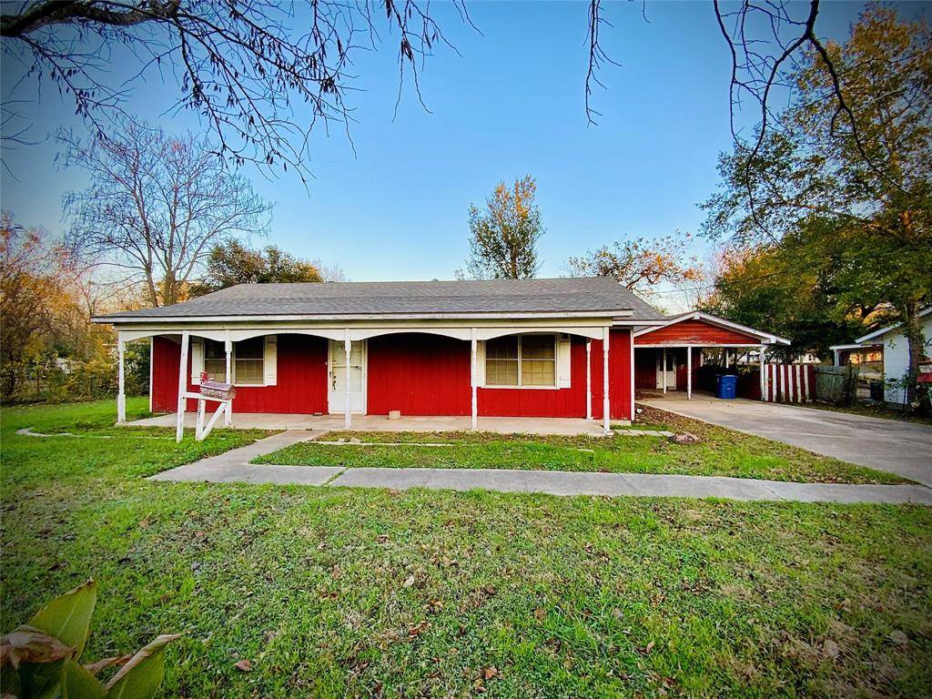 Mexia, TX 76667,203 S Red River Street