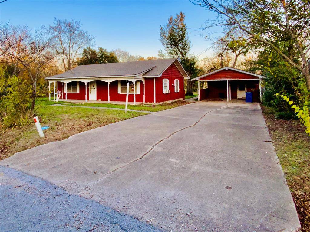 Mexia, TX 76667,203 S Red River Street