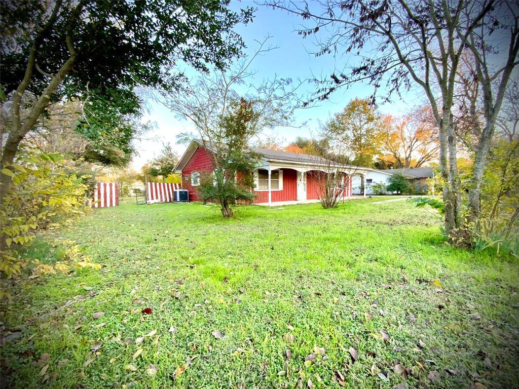 Mexia, TX 76667,203 S Red River Street