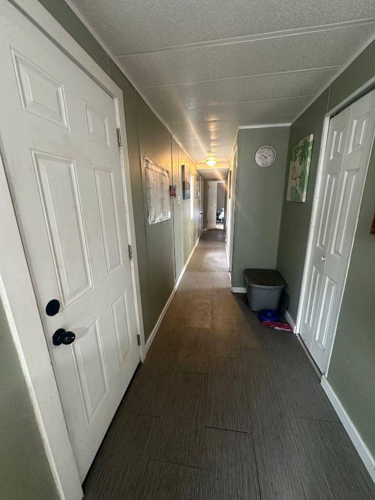 Red Deer, AB T4P 2A6,5344 76 ST #154