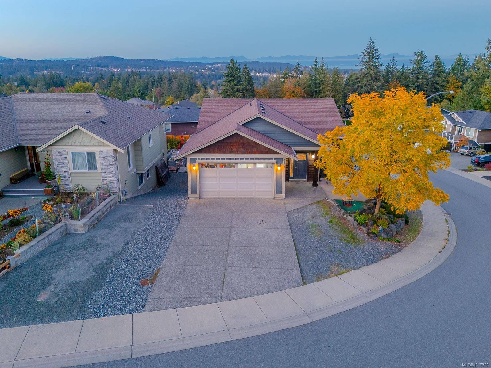 Nanaimo, BC V9R 7C8,2204 BELWOOD Rd