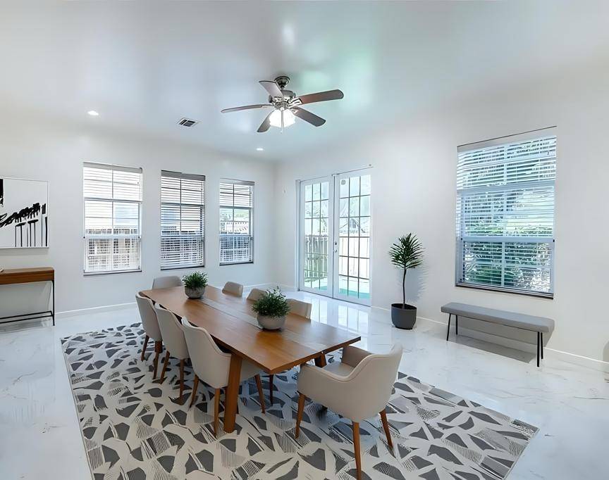 Fort Lauderdale, FL 33315,819 SW 7th Ave #819