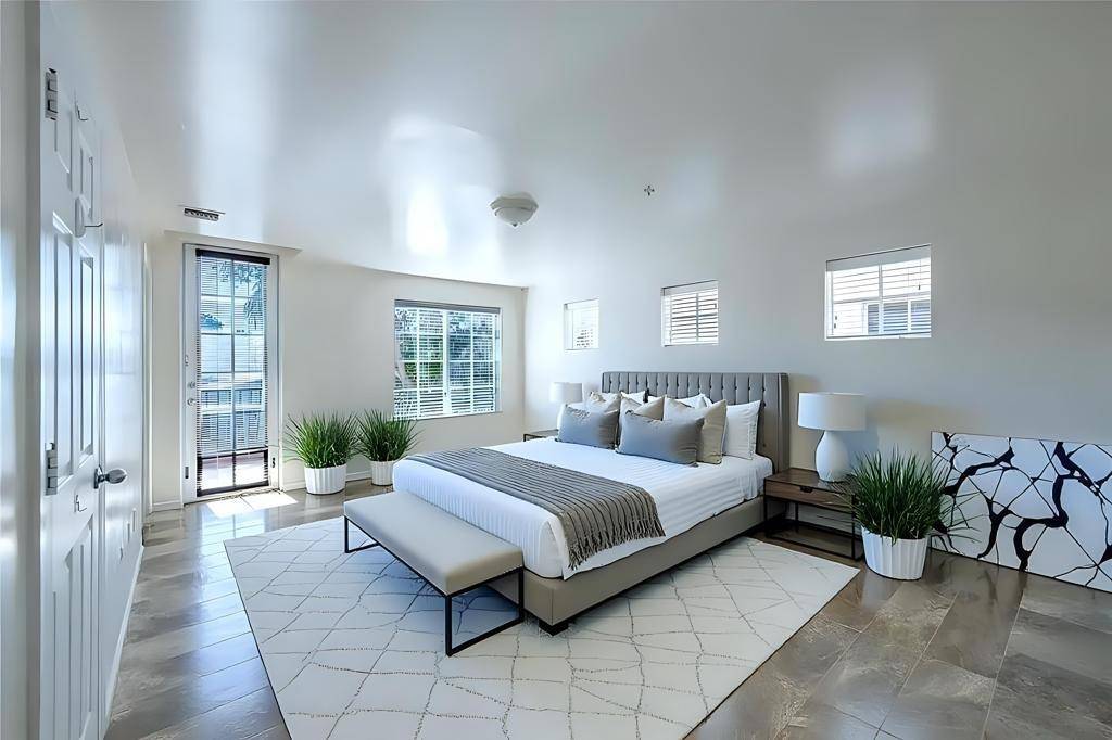 Fort Lauderdale, FL 33315,819 SW 7th Ave #819