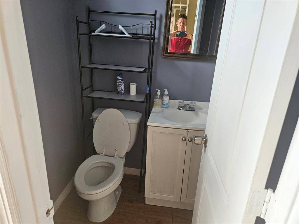 Hollywood, FL 33023,1000 S 56th Ave #1022