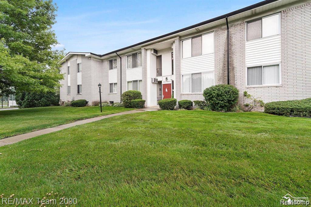 Redford, MI 48239,26790 Joy RD