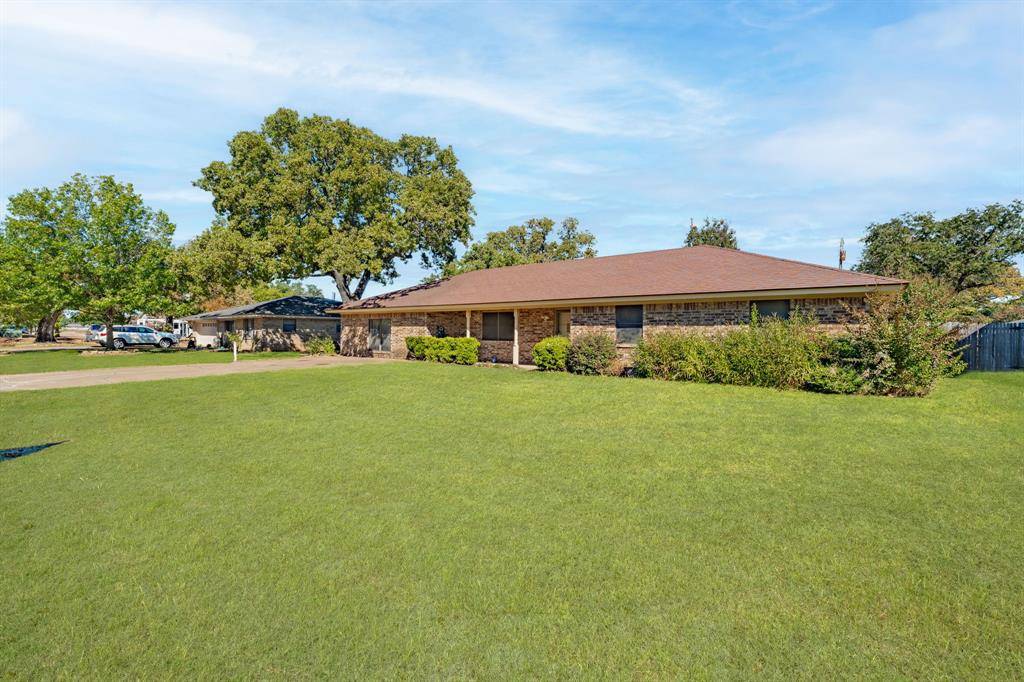 Stephenville, TX 76401,103 Spicewood Drive