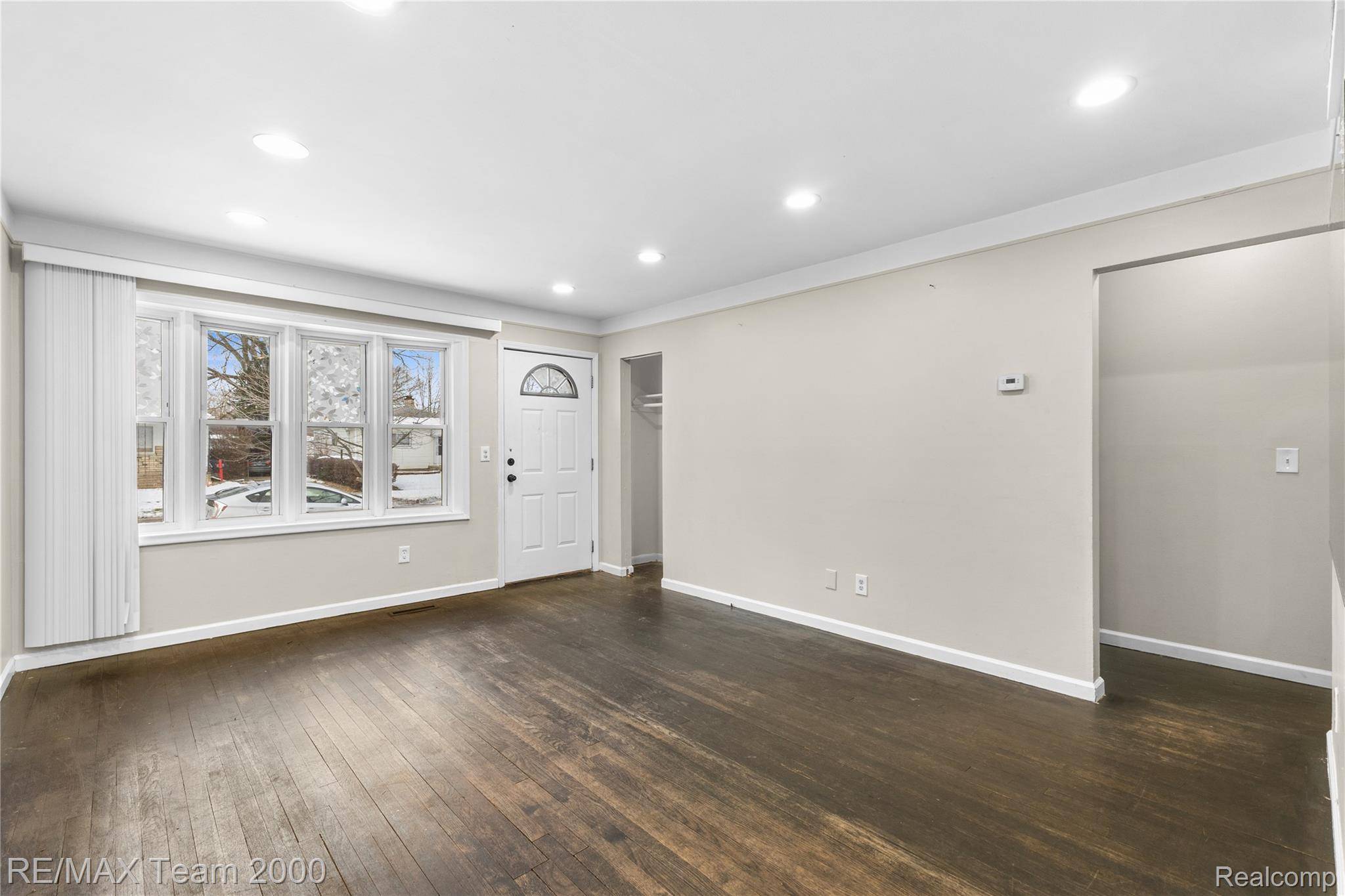 Dearborn Heights, MI 48125,4647 Edgewood ST